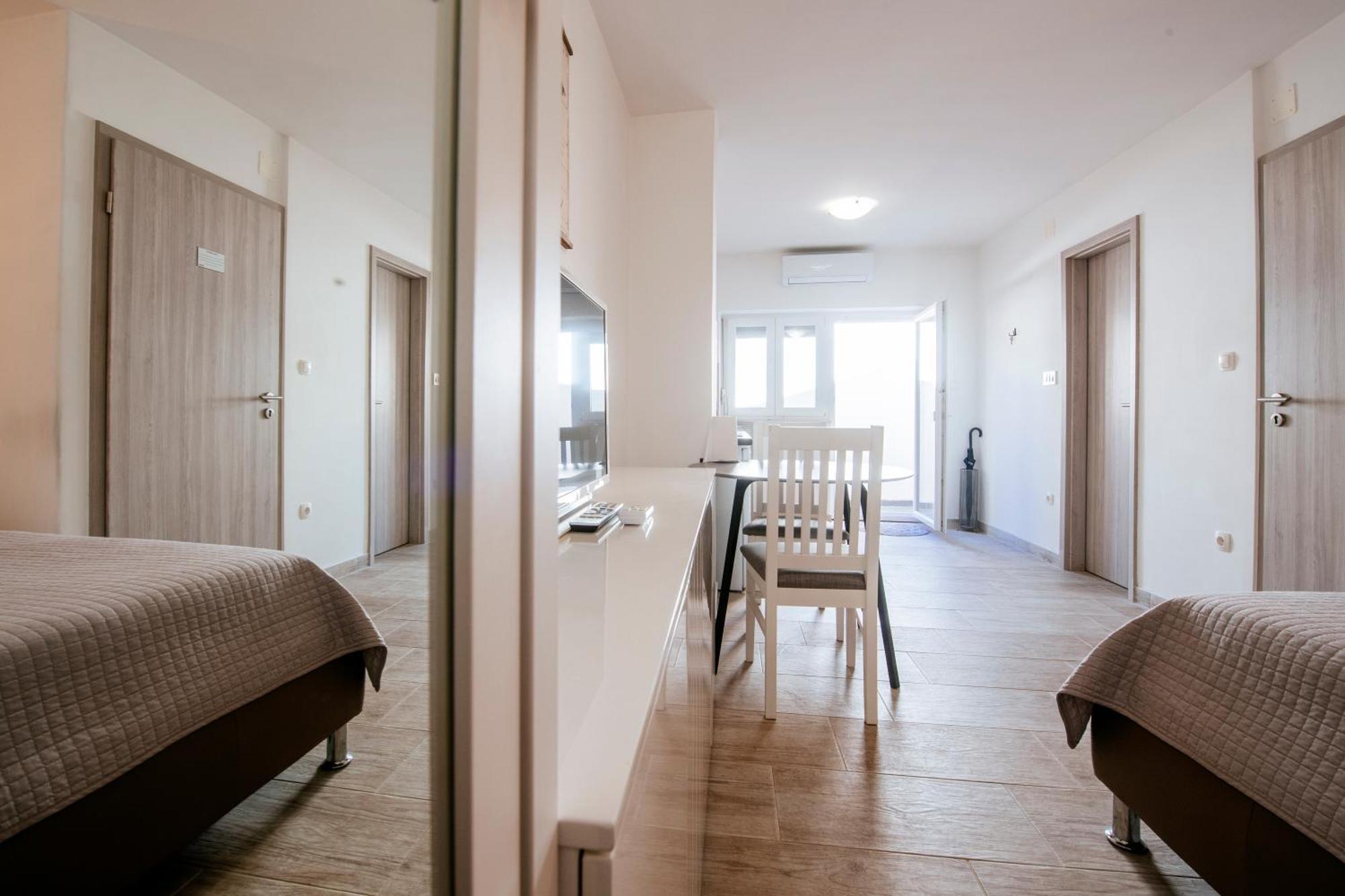 זאדאר Apartmani Ema מראה חיצוני תמונה